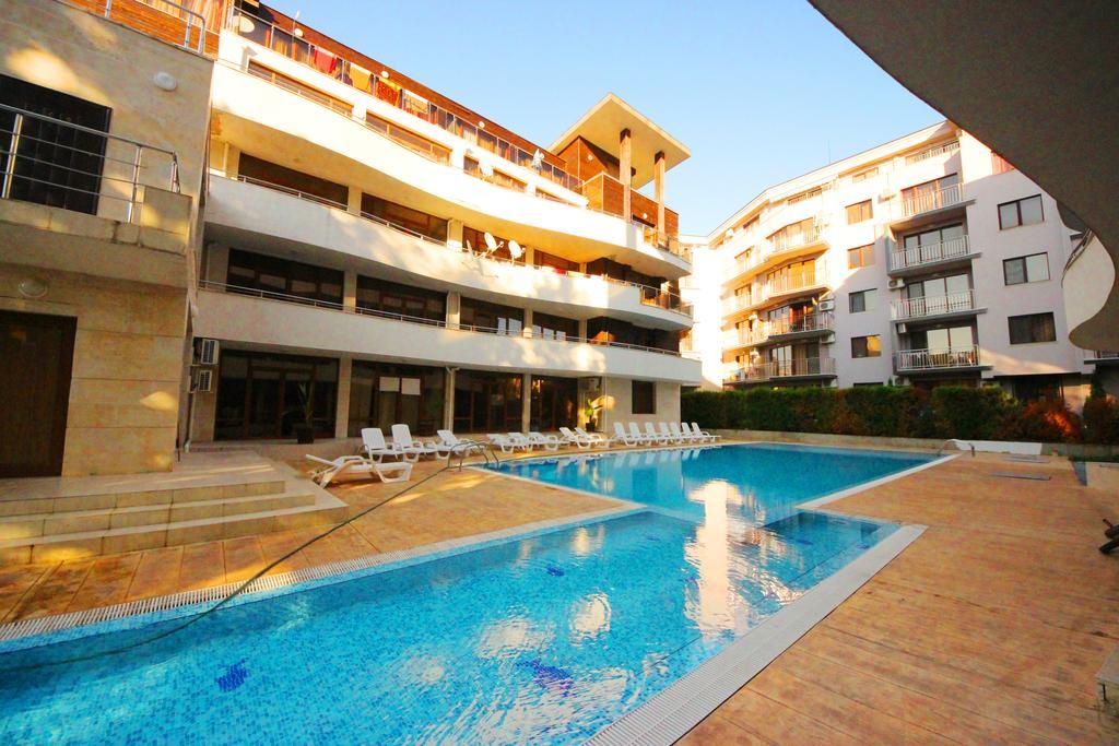 Eden - Menada Apartments ซันนีบีช ภายนอก รูปภาพ
