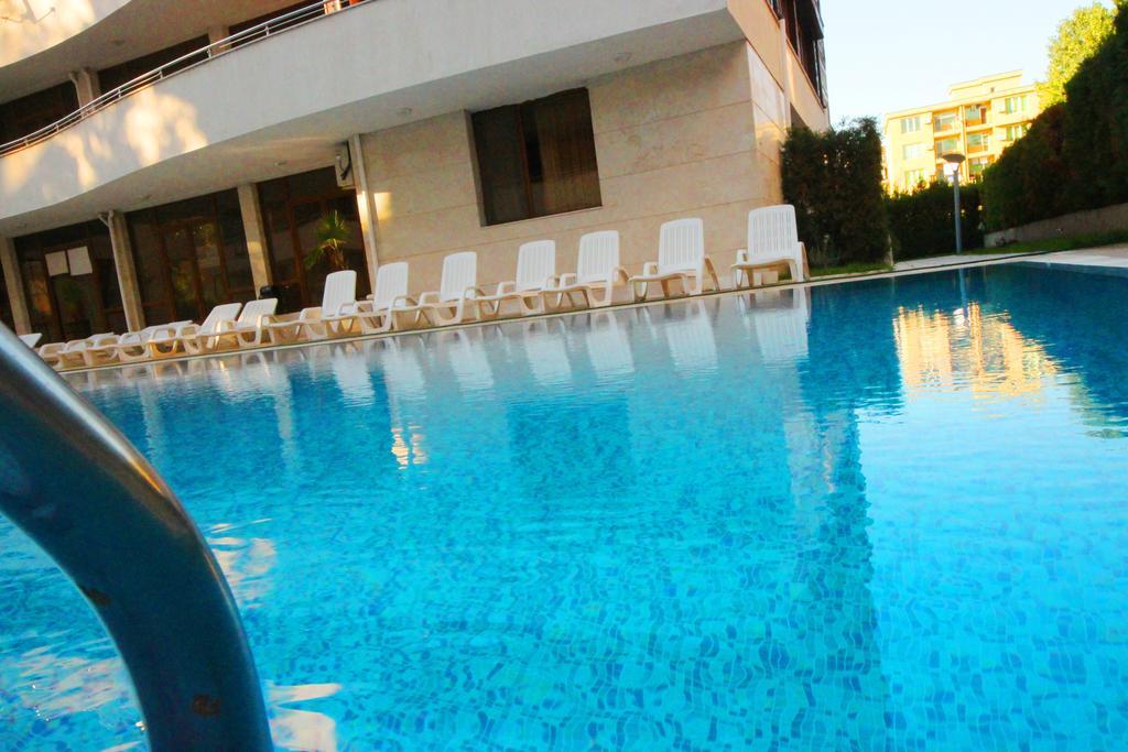 Eden - Menada Apartments ซันนีบีช ภายนอก รูปภาพ
