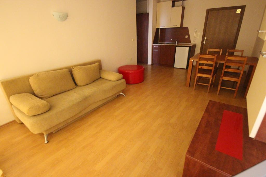 Eden - Menada Apartments ซันนีบีช ภายนอก รูปภาพ