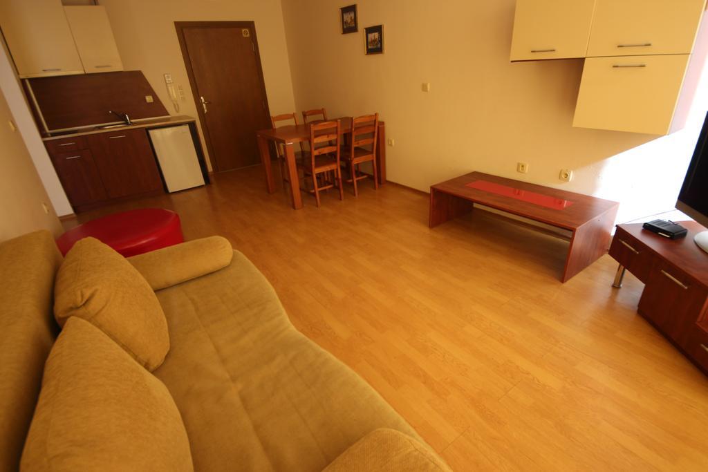 Eden - Menada Apartments ซันนีบีช ภายนอก รูปภาพ