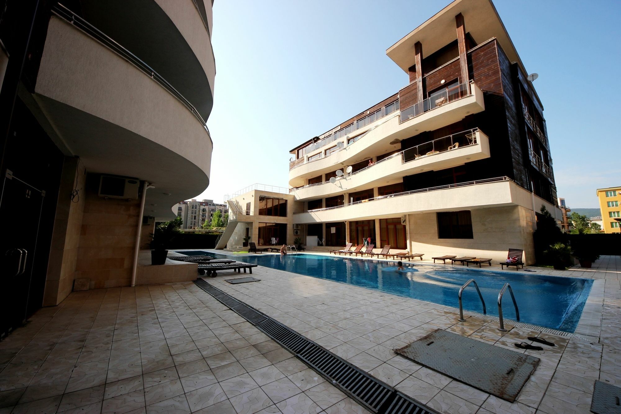 Eden - Menada Apartments ซันนีบีช ภายนอก รูปภาพ